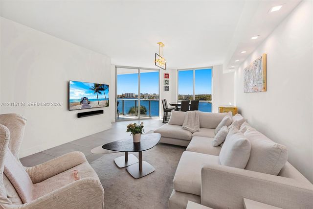 17111 Biscayne Blvd 606, North Miami Beach, FL 33160