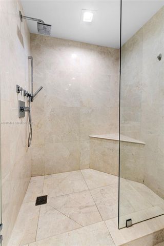 17111 Biscayne Blvd 606, North Miami Beach, FL 33160