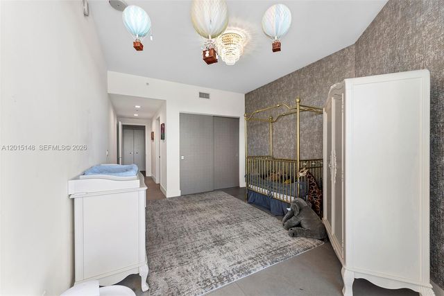 17111 Biscayne Blvd 606, North Miami Beach, FL 33160
