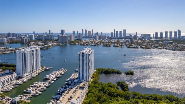 17111 Biscayne Blvd 606, North Miami Beach, FL 33160