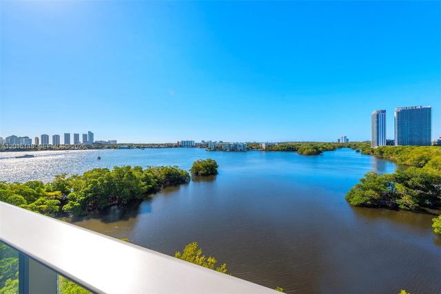17111 Biscayne Blvd 606, North Miami Beach, FL 33160