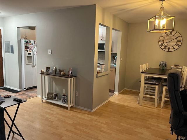 30515 W 14 Mile Road, Farmington Hills, MI 48334