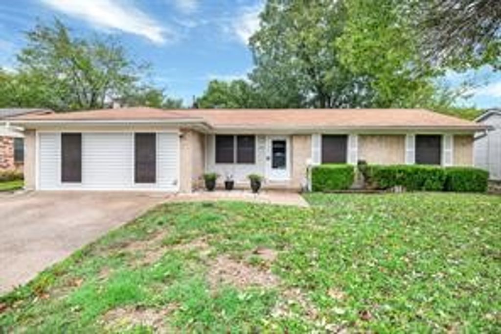 639 Yale Drive, Lancaster, TX 75134