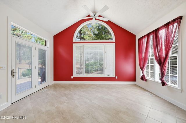 86 Pinewild Drive, Pinehurst, NC 28374