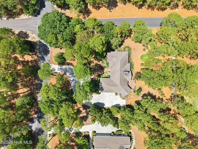 86 Pinewild Drive, Pinehurst, NC 28374