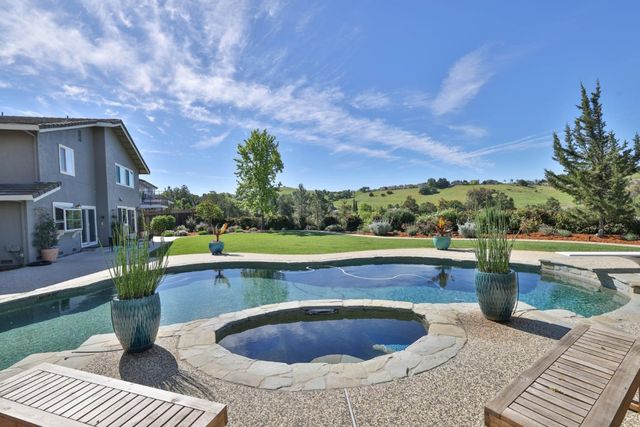 3047 High Meadow Lane, San Jose, CA 95135