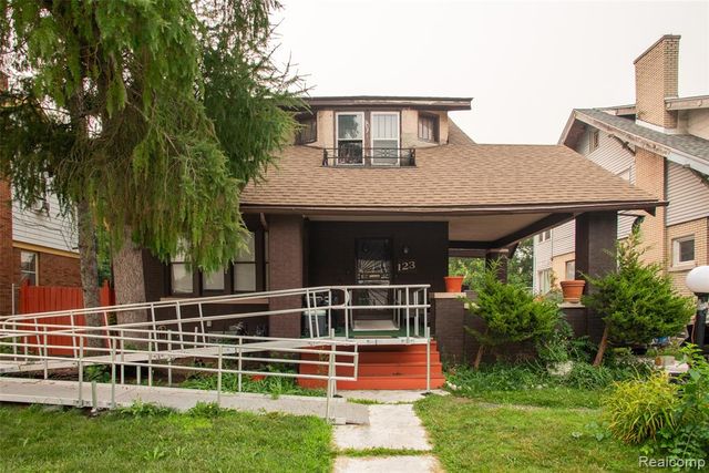 123 Moss Street, Highland Park, MI 48203