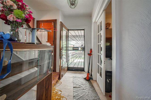 123 Moss Street, Highland Park, MI 48203