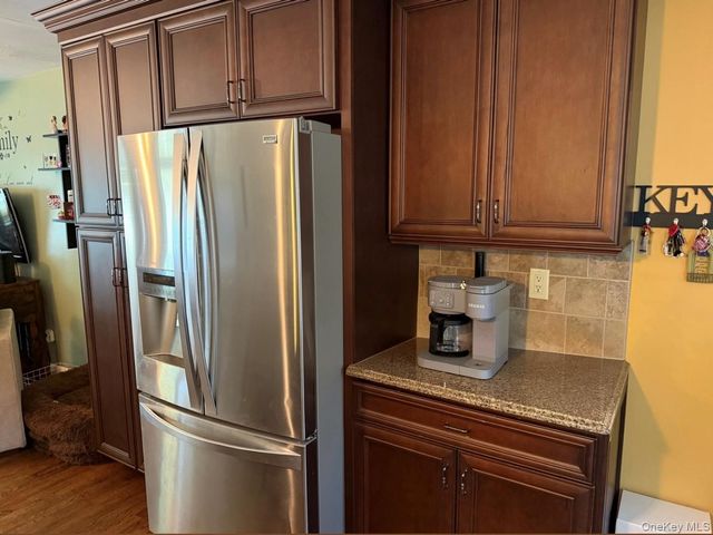 935 Montauk Avenue, Islip Terrace, NY 11752
