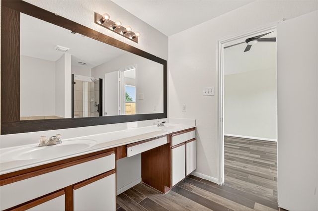 2107 Bishop Hollow Lane, Rosenberg, TX 77471