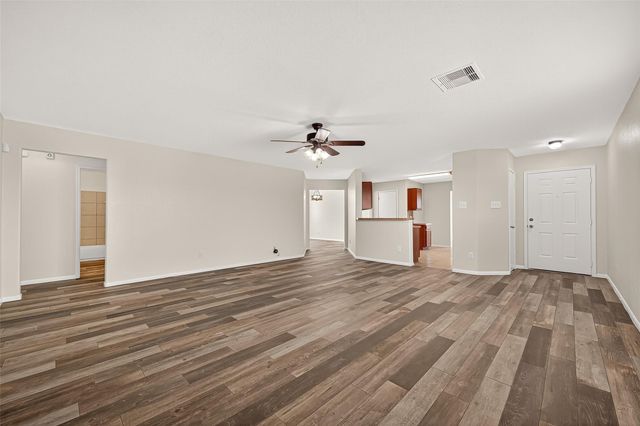 2107 Bishop Hollow Lane, Rosenberg, TX 77471