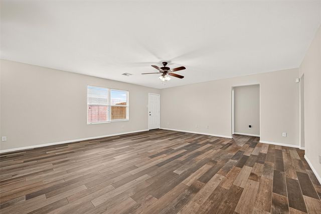 2107 Bishop Hollow Lane, Rosenberg, TX 77471