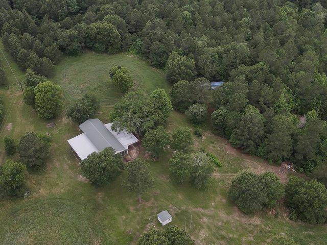 276 Walker Loop, Huntsville, TX 77340