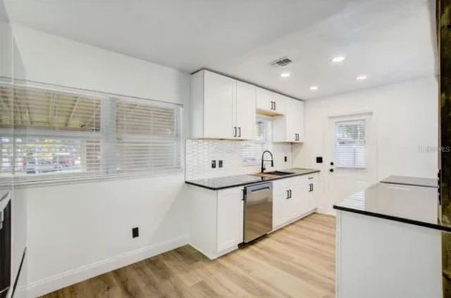 5205 CHENAULT AVENUE, Orlando, FL 32839