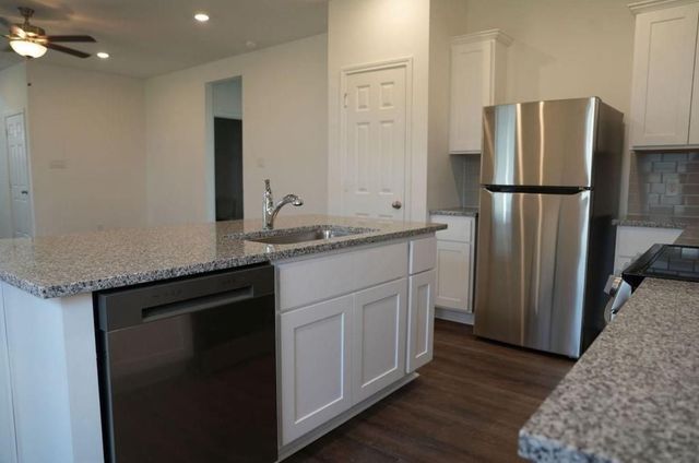 801 Stoney Point Lane, Dayton, TX 77535