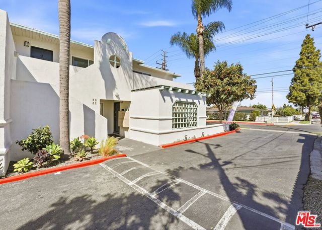 311 W Wilson Street, Costa Mesa, CA 92627
