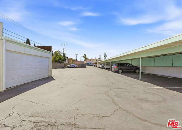 311 W Wilson Street, Costa Mesa, CA 92627