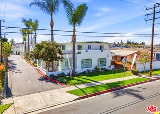311 W Wilson Street, Costa Mesa, CA 92627