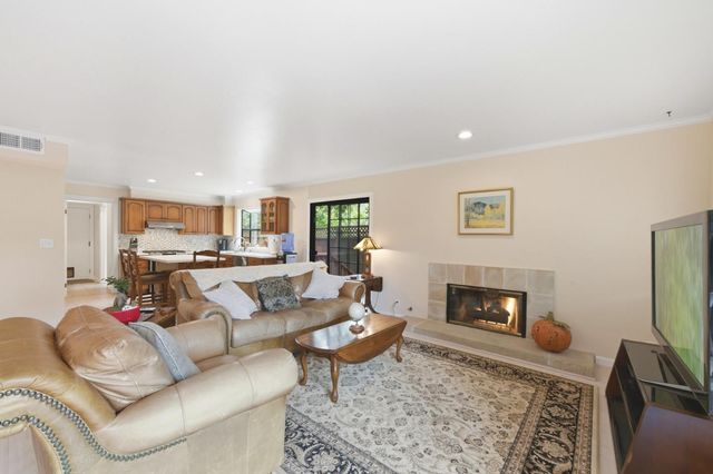 354 Vallejo Street, El Granada, CA 94018