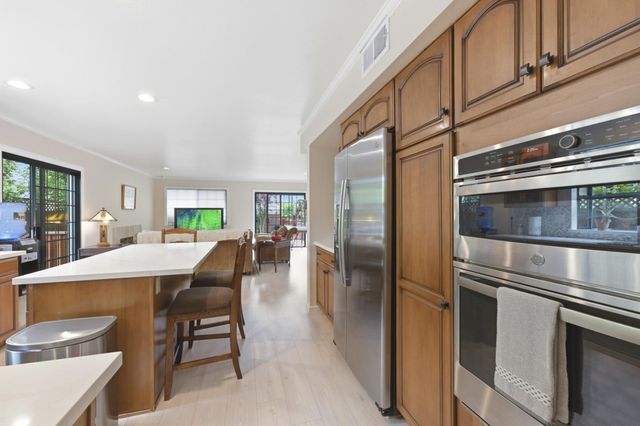 354 Vallejo Street, El Granada, CA 94018