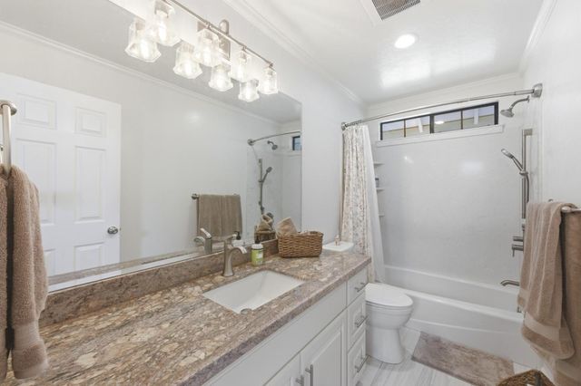 354 Vallejo Street, El Granada, CA 94018
