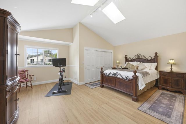 354 Vallejo Street, El Granada, CA 94018