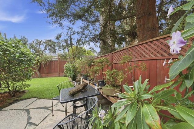 354 Vallejo Street, El Granada, CA 94018