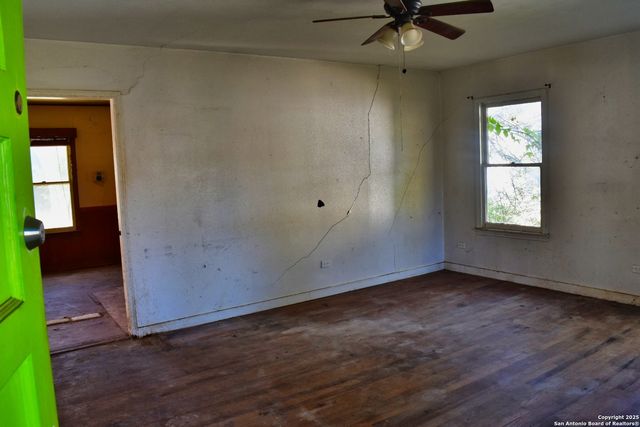 530 Avenue A, New Braunfels, TX 78130