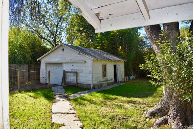 530 Avenue A, New Braunfels, TX 78130