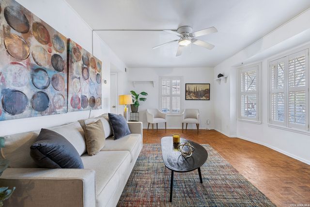 623 Northtrail, San Antonio, TX 78216