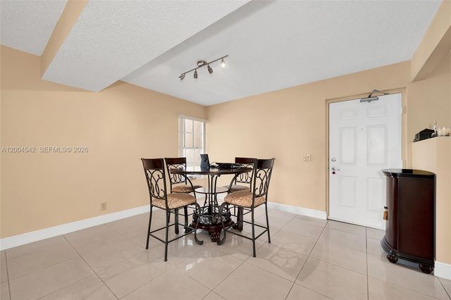 10441 Mahogany Key Cir 101, Miami, FL 33196