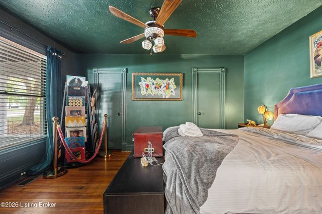 3759 Southern Pkwy, Louisville, KY 40214