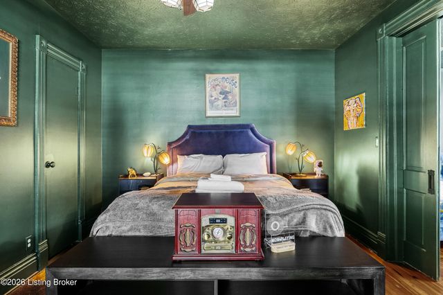 3759 Southern Pkwy, Louisville, KY 40214