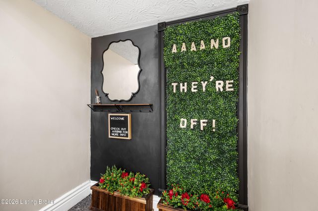 3759 Southern Pkwy, Louisville, KY 40214