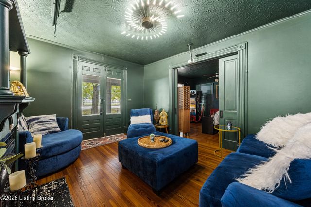 3759 Southern Pkwy, Louisville, KY 40214