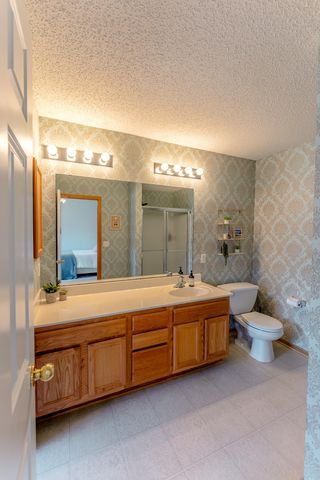 1586 Woodlynn Avenue 2, Maplewood, MN 55109