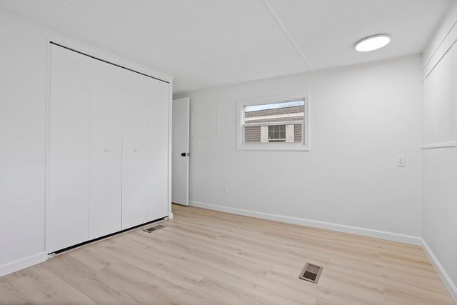 557 Southwest Cutoff 35, Worcester, MA 01607