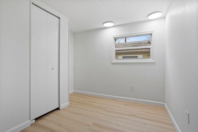 557 Southwest Cutoff 35, Worcester, MA 01607