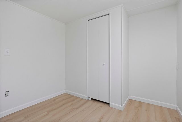 557 Southwest Cutoff 35, Worcester, MA 01607