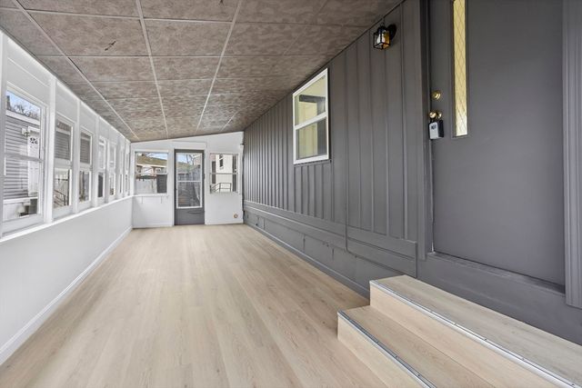 557 Southwest Cutoff 35, Worcester, MA 01607