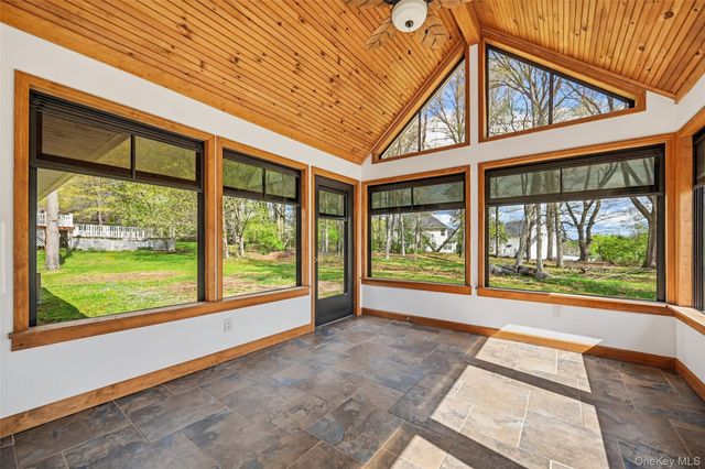 11 Hidden View Drive, Walden, NY 12586