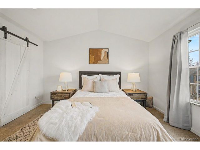 8066 S Columbine Ct, Centennial, CO 80122