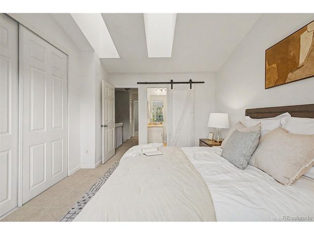 8066 S Columbine Ct, Centennial, CO 80122