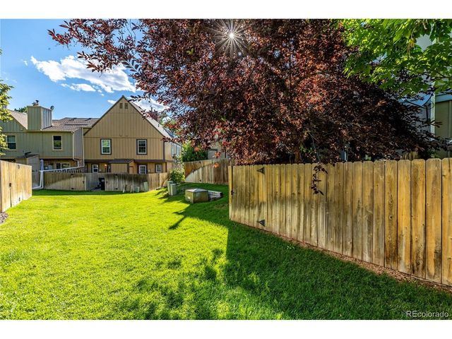 8066 S Columbine Ct, Centennial, CO 80122