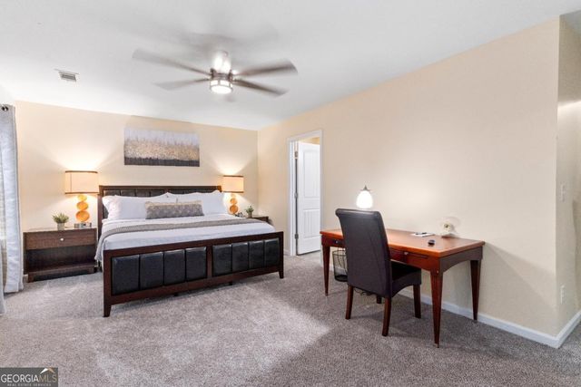 2896 S Hills S, Riverdale, GA 30296