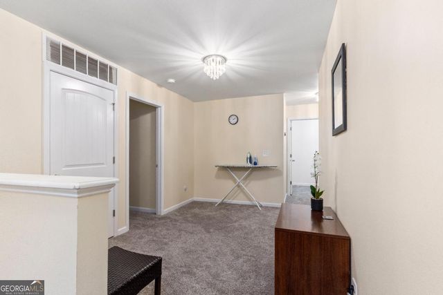 2896 S Hills S, Riverdale, GA 30296