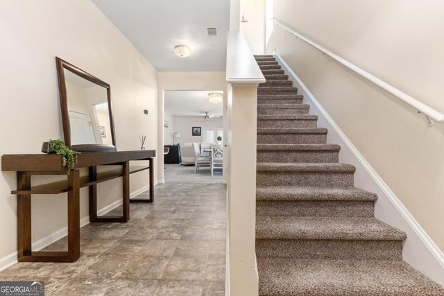 2896 S Hills S, Riverdale, GA 30296