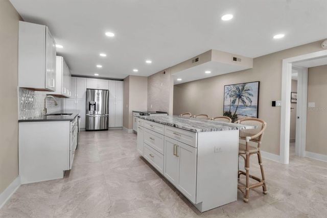 5757 GULF OF MEXICO DRIVE 110, Longboat Key, FL 34228
