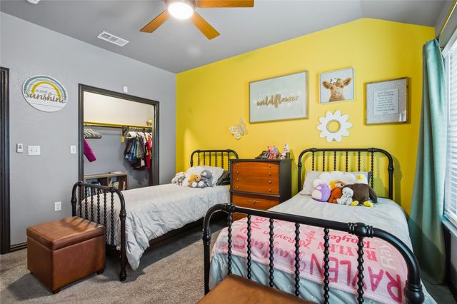 1116 S Hazelwood Street, Sherman, TX 75090