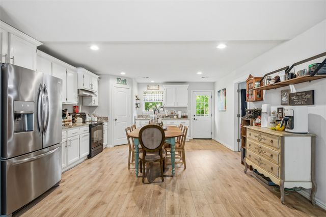 1116 S Hazelwood Street, Sherman, TX 75090